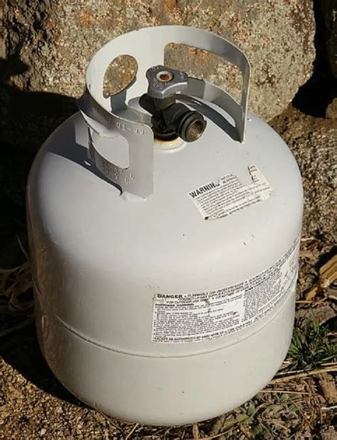 should propane tanks be empty